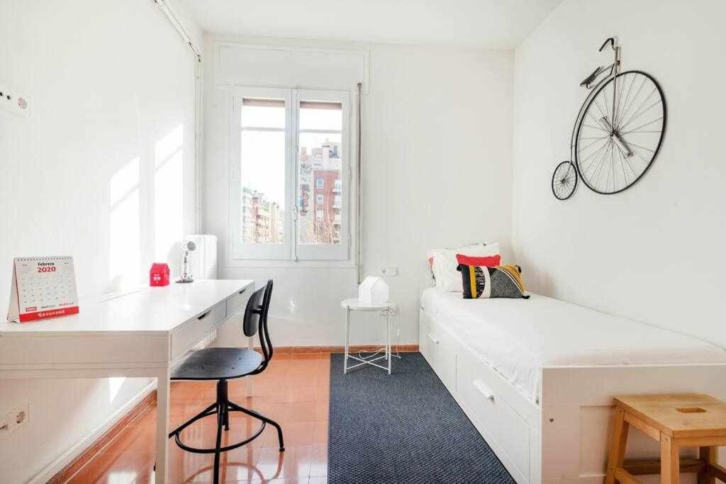 New Top Floor Apt With A Lot Of Light & Aircon Gerona Exterior foto