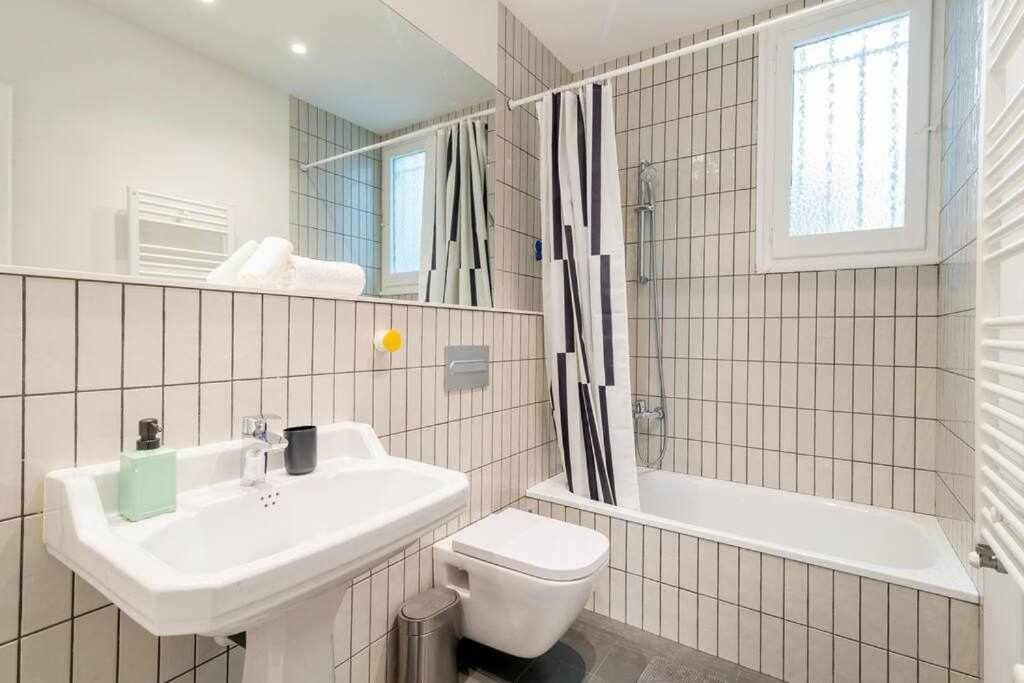 New Top Floor Apt With A Lot Of Light & Aircon Gerona Exterior foto